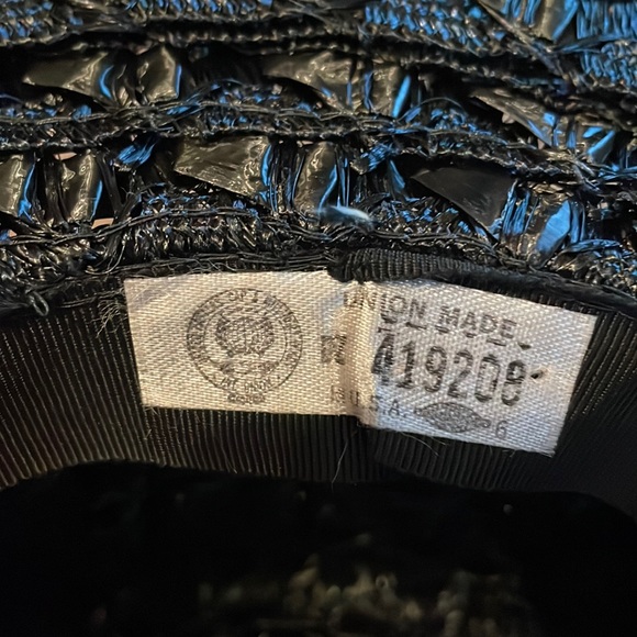 Vintage Woven Straw Hat🖤 - Picture 8 of 8